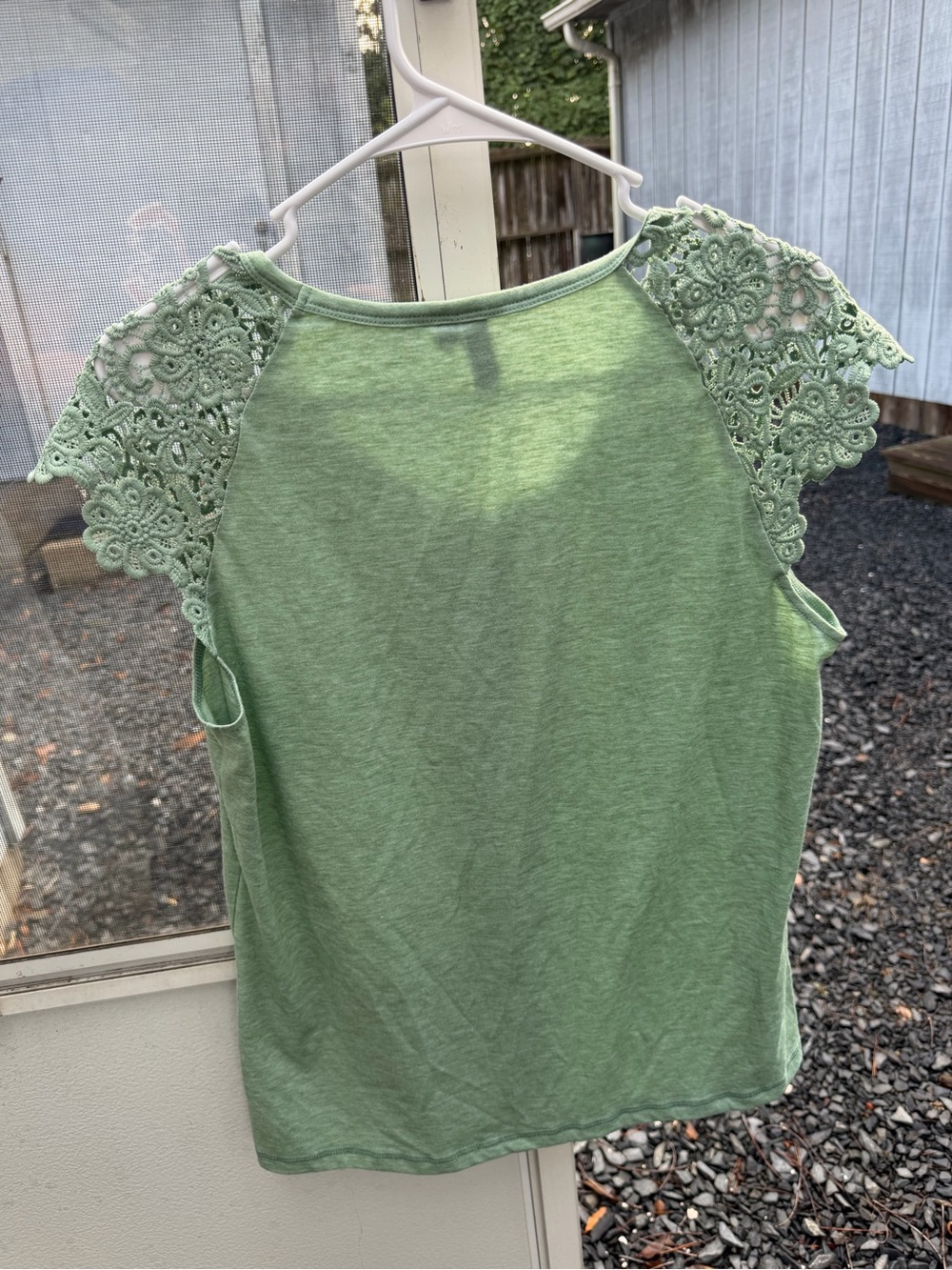Lace-Sleeve Scoop Neck Tank Top in Sage Green
